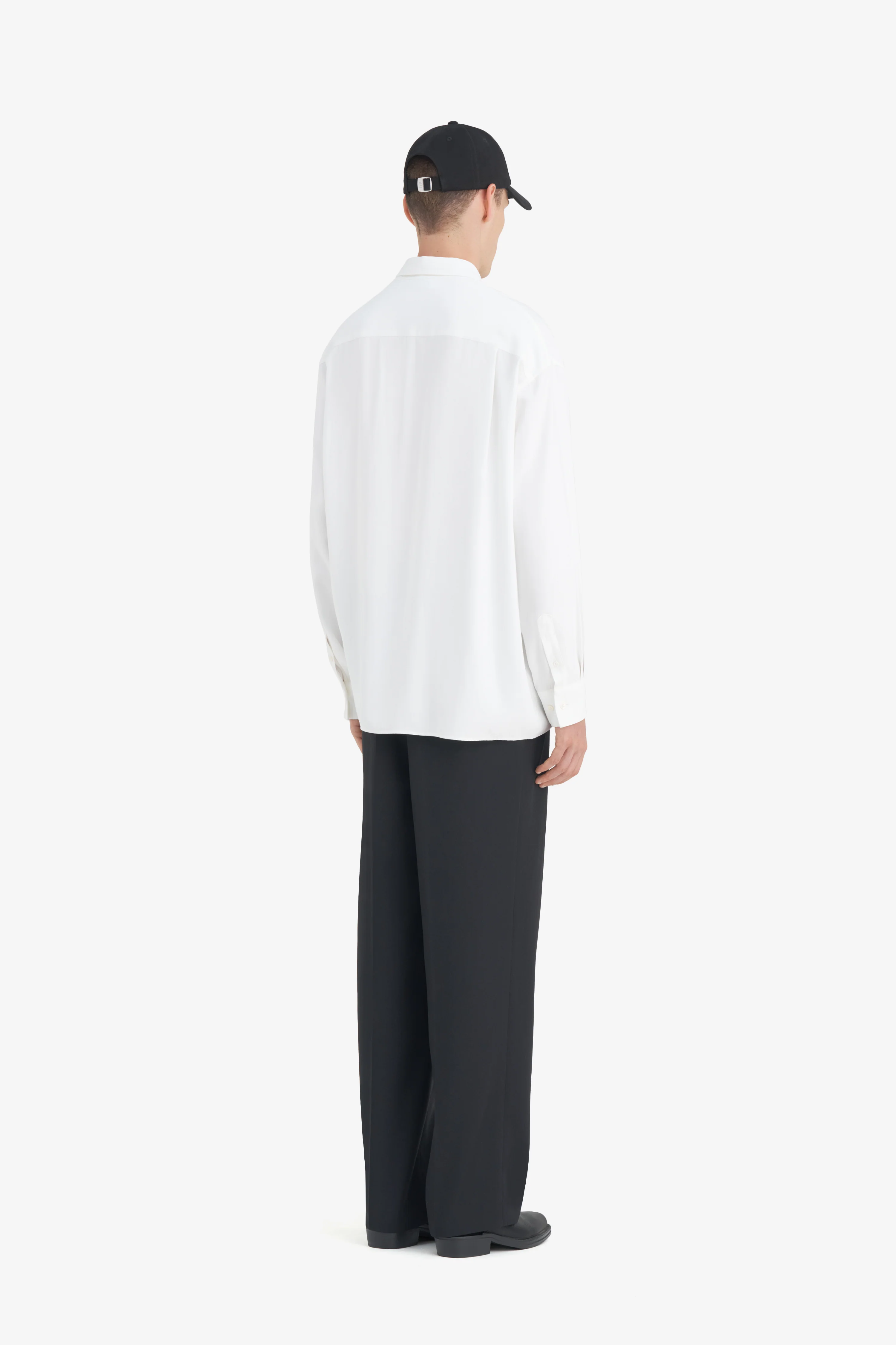 OVERSIZED SHIRT É - WHITE - Image 9