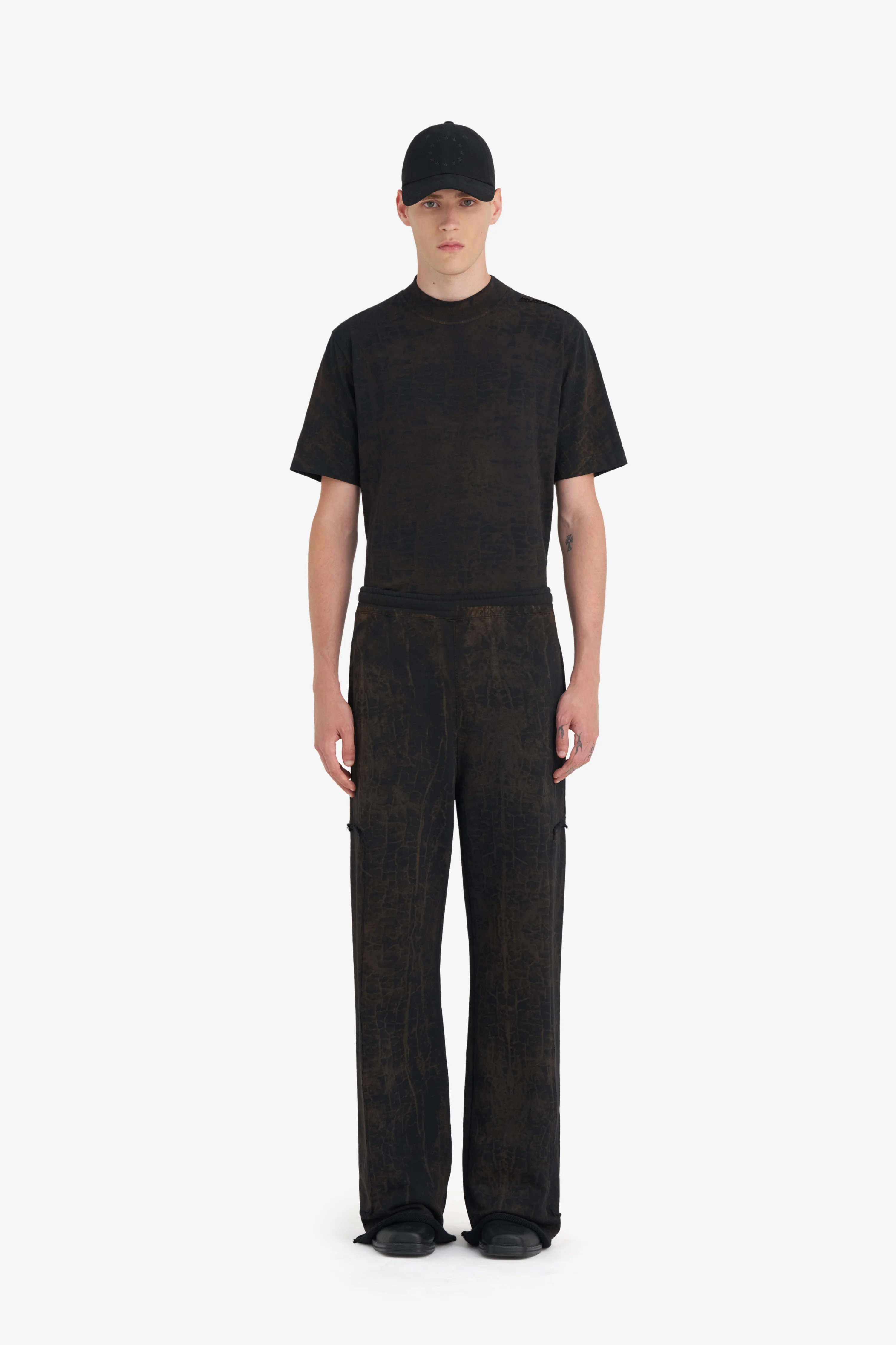 SWEATPANTS É CRACKLED - Image 4